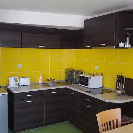 Bukor Shtepi Lux * Balçık