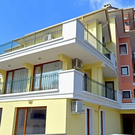 Apartamento Bukor Shtepi Lux *